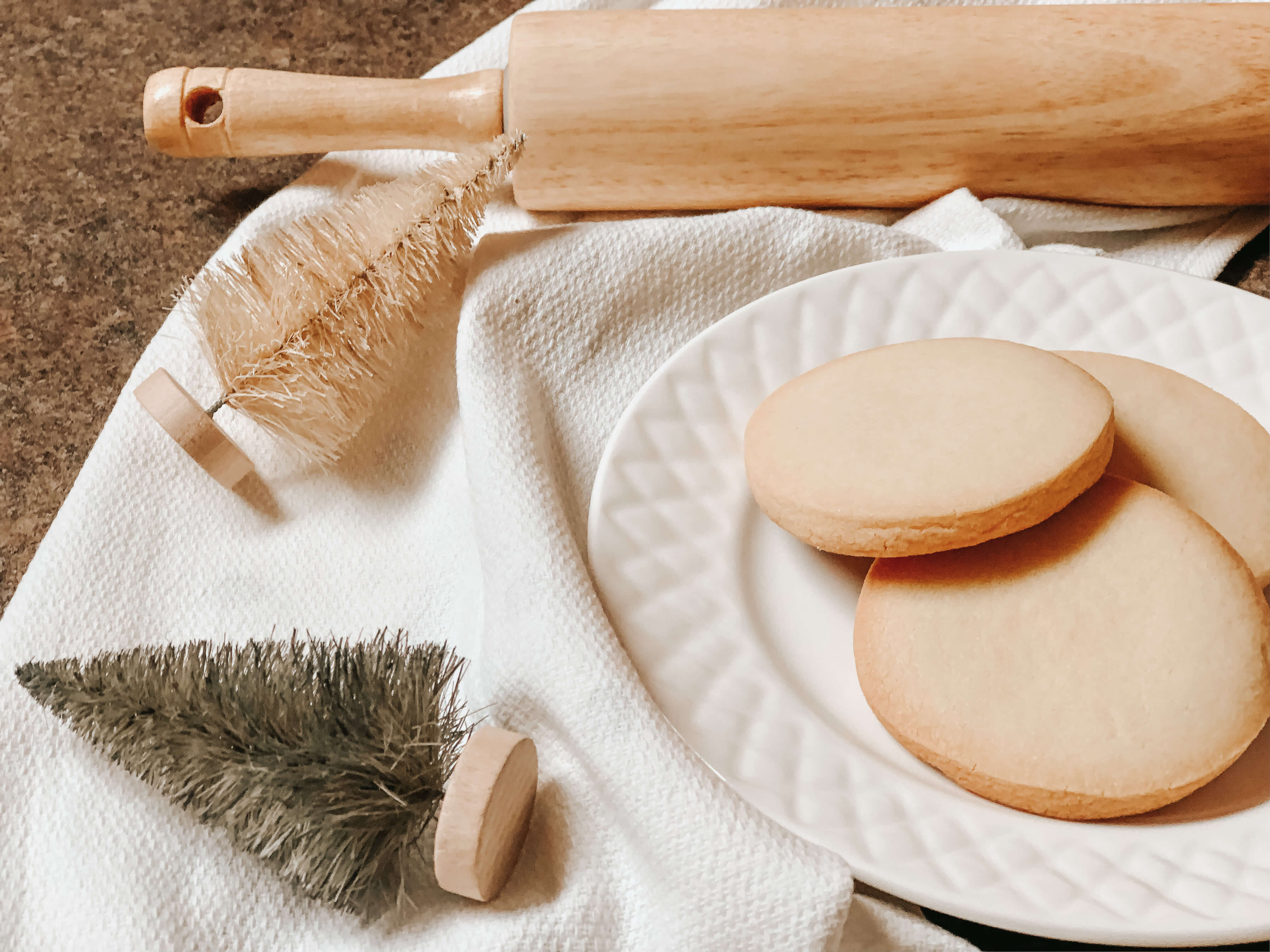 Three Ingredient Shortbread Cookies